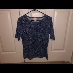 2 LuLaRoe Tops